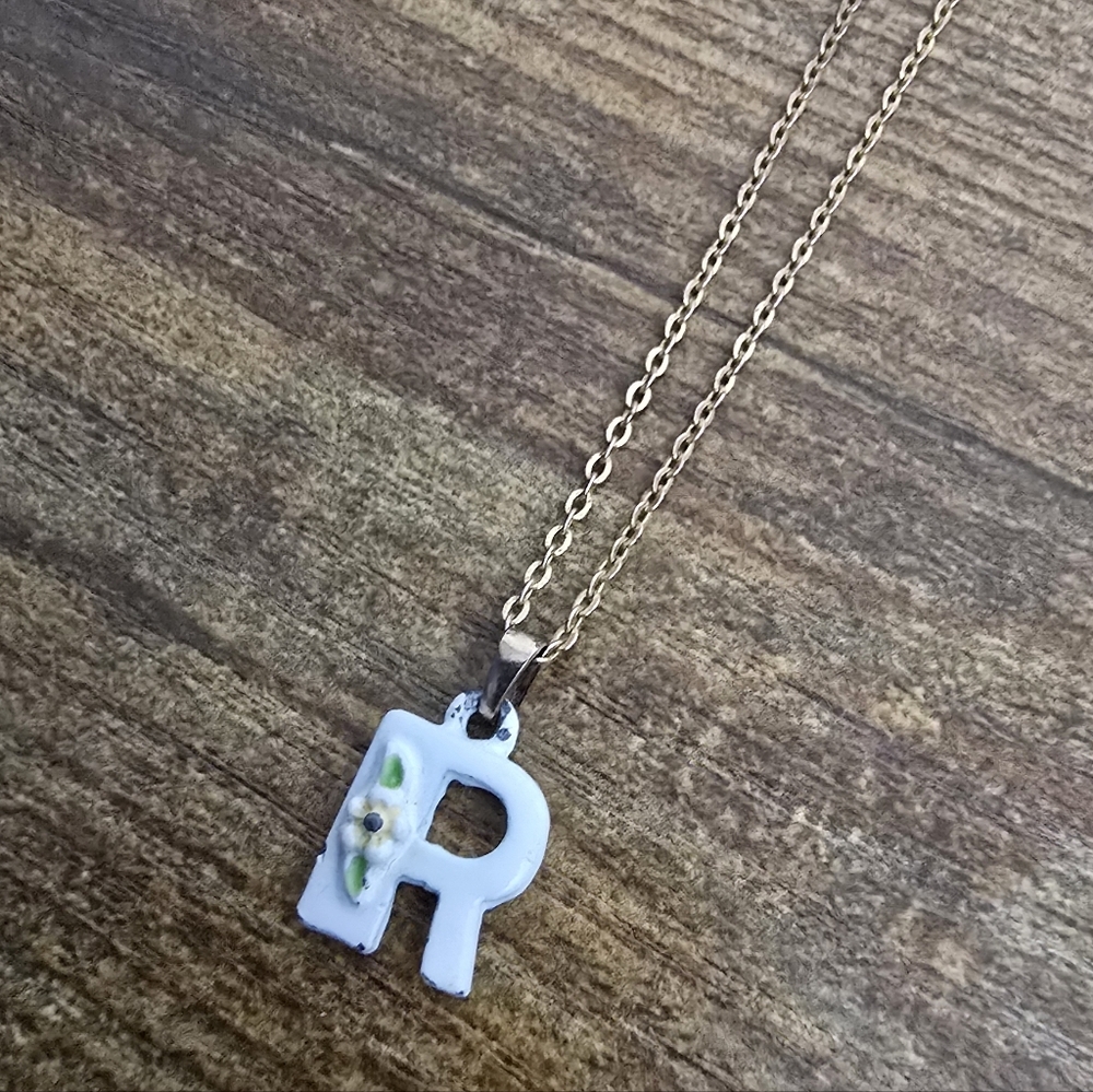 Gold Tone Chain Necklace with White 'R' Pendant